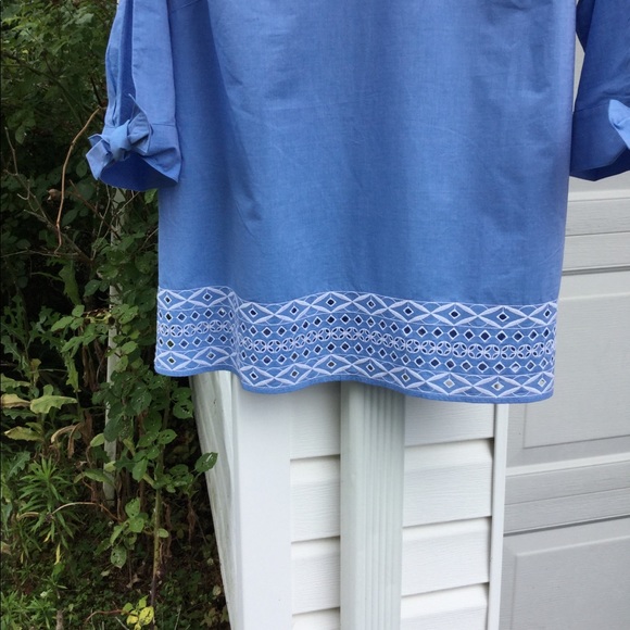 NWT Talbots Fun Blue White Embroidery Tie Sleeve - Picture 2 of 6